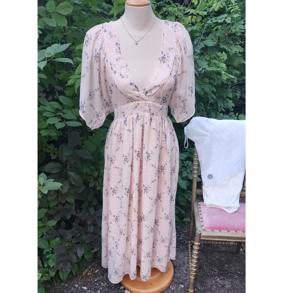 Floral Storia Large Pink Blue Cottagecore Tie Back Puff Sleeve